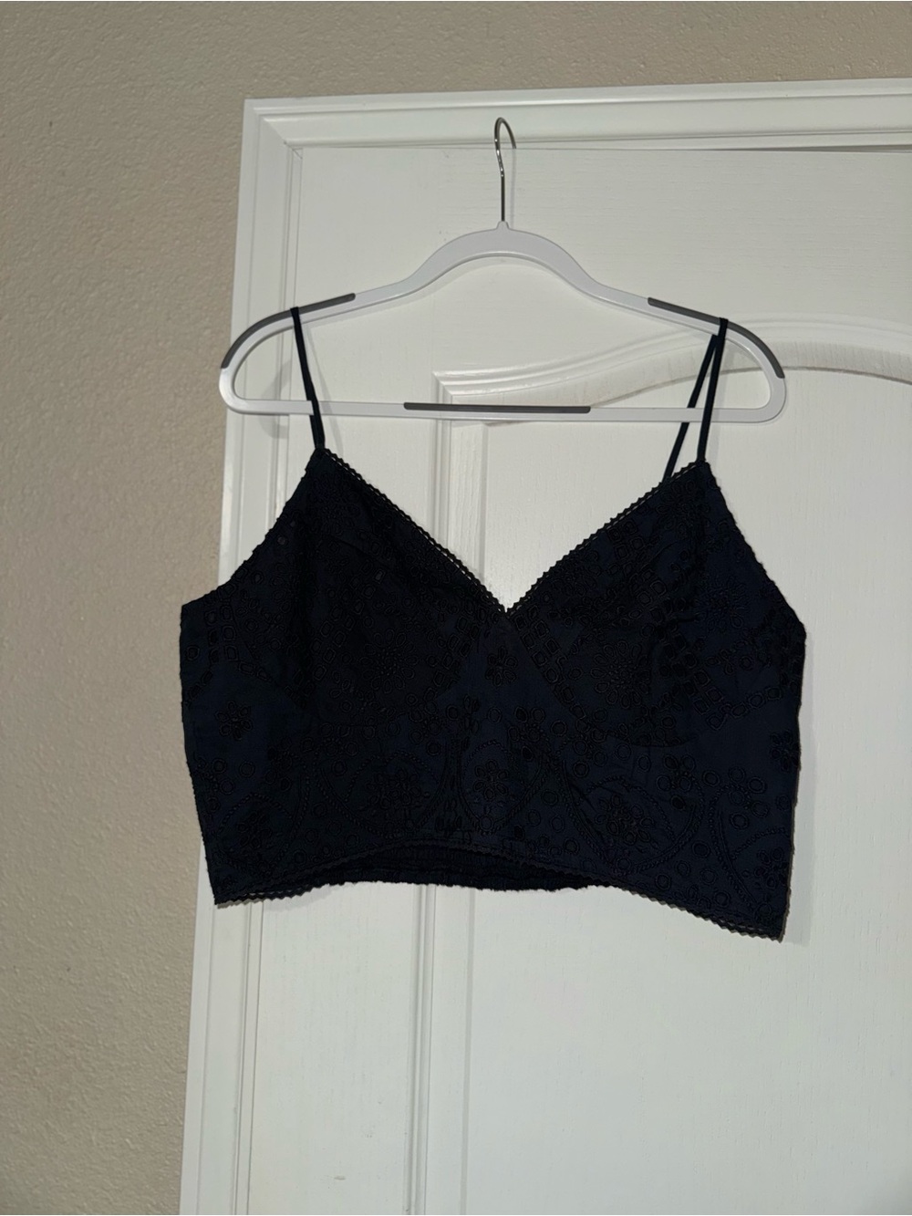 Abercrombie & Fitch Black Lace Trim Cropped Camisole